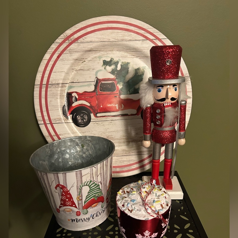 Bundle of Christmas decor Festive Red Nutcracker plate Ornament Planter